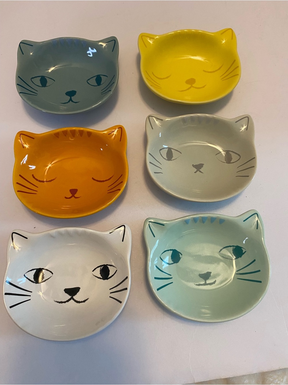 Danica Jubilee Purrfect Cat Face Pinch Bowl Set Of 6 Dishes  All Different
